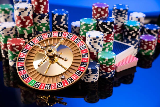 Live roulette table with dealer and wheel